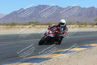 media/Mar-24-2025-Moto Forza (Mon) [[57ce5c5cff]]/1-Advanced Group/Session 3 (Turn 6 Inside)/